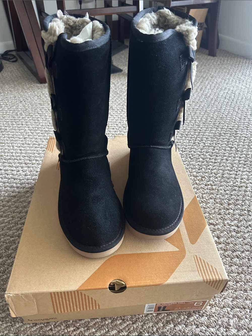 NWT KOILABURRA BY UGG W VICTORIA TALL Boots